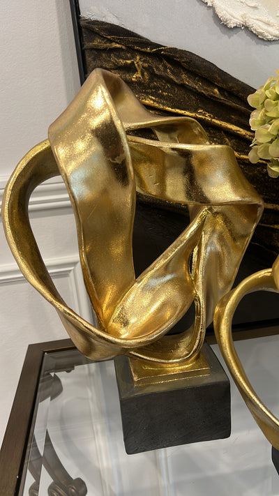 Intertwine resin gold sculpture stand - Luscious Homewares