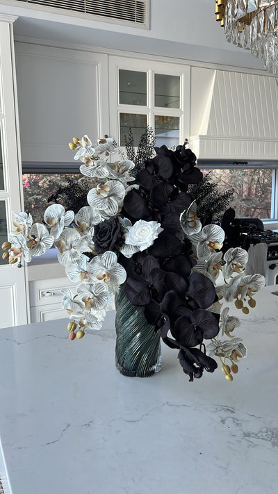 Issra Floral Arrangement - Luscious Homewares