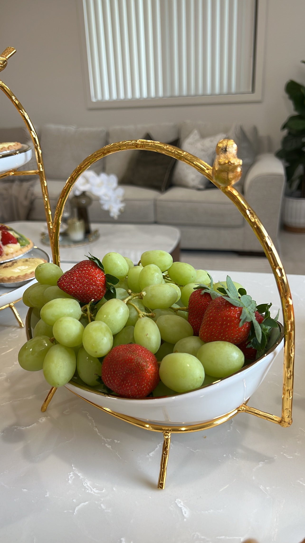 Asffor white and gold serving bowl with handle