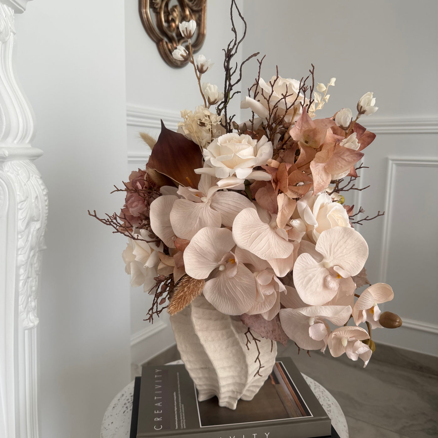 Rayan Floral Arrangement - Luscious Homewares