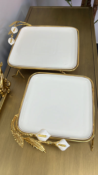 Tulip square gold and white serving platter