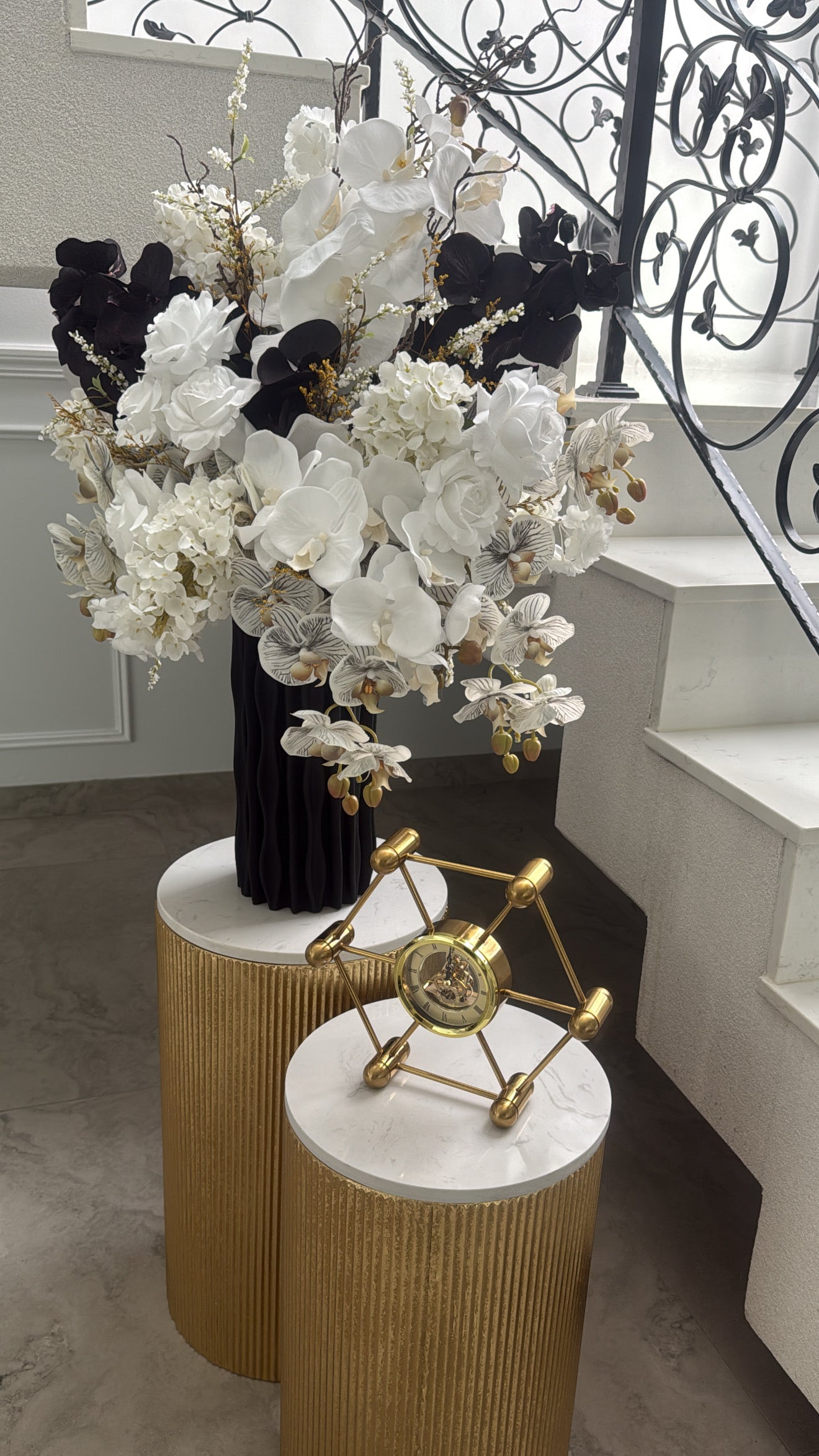 Glorious blooms flower Arrangement - Luscious Homewares