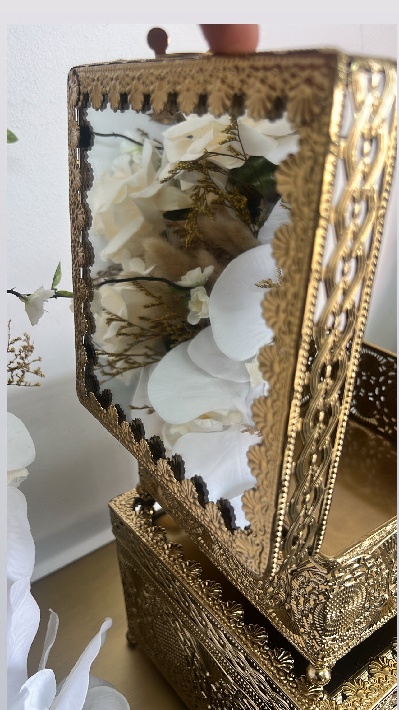 Vintage brass square decorative box - Luscious Homewares