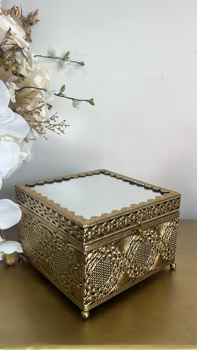 Vintage brass square decorative box - Luscious Homewares