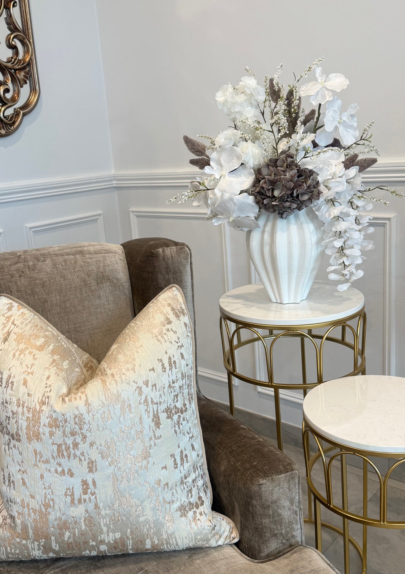 Vanilla white flower Arrangement - Luscious Homewares