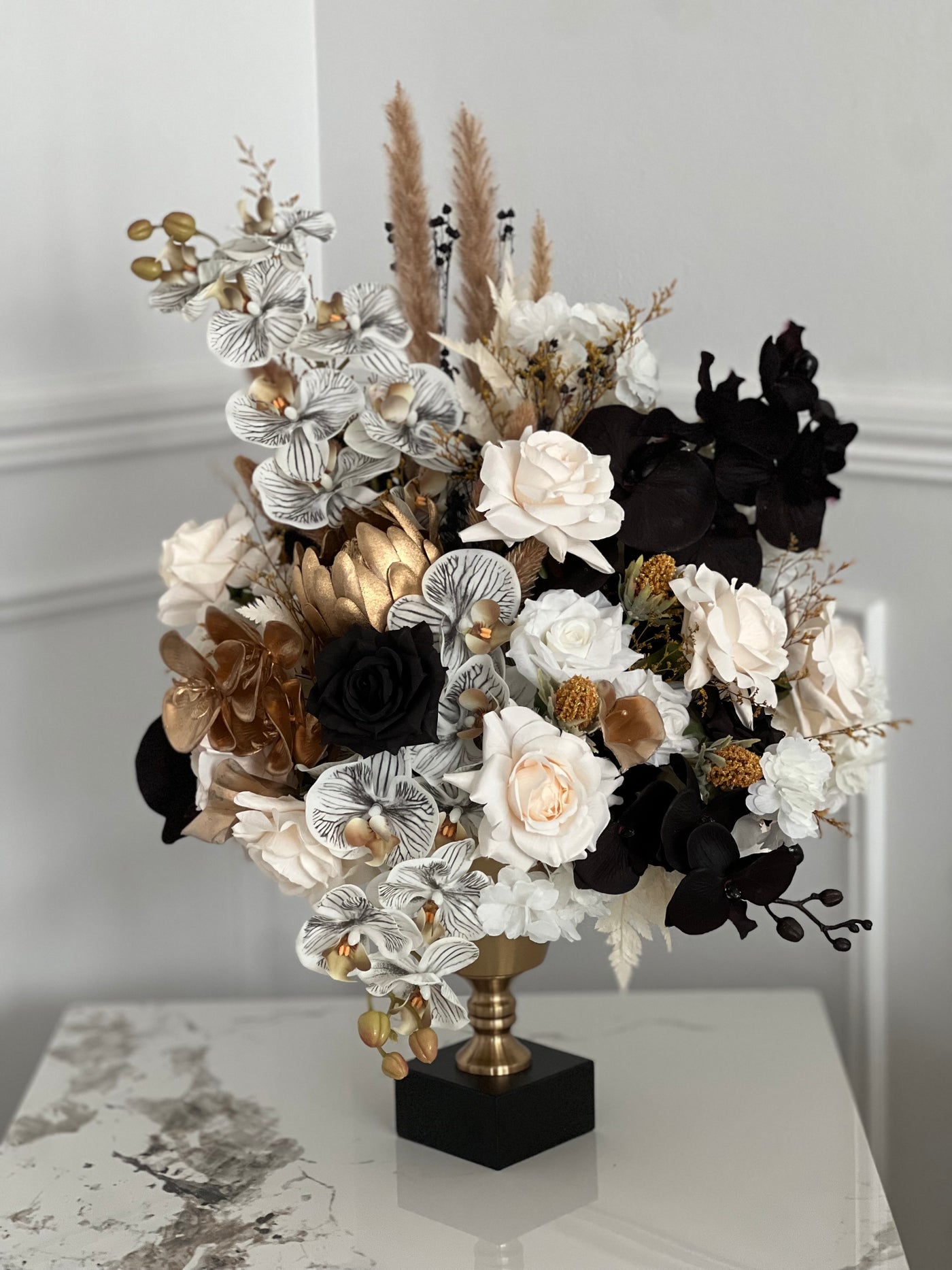 Golden light Floral Arrangement - Luscious Homewares