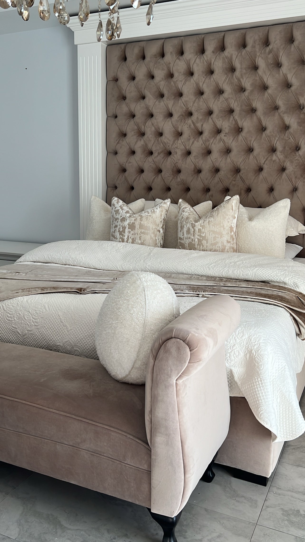 De luxe latte throw 140x220cm - Luscious Homewares