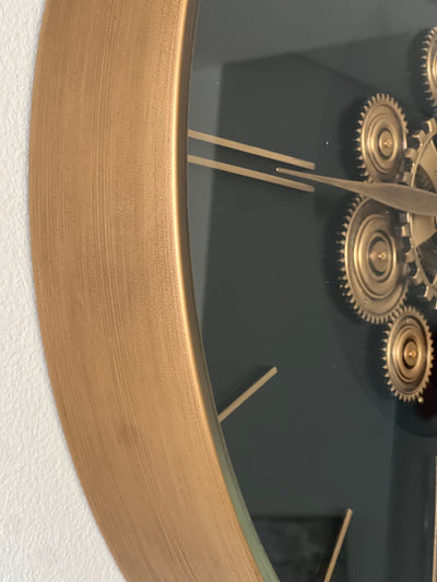 Industrial round wall clock with exposed gears 60 cm - Luscious Homewares
