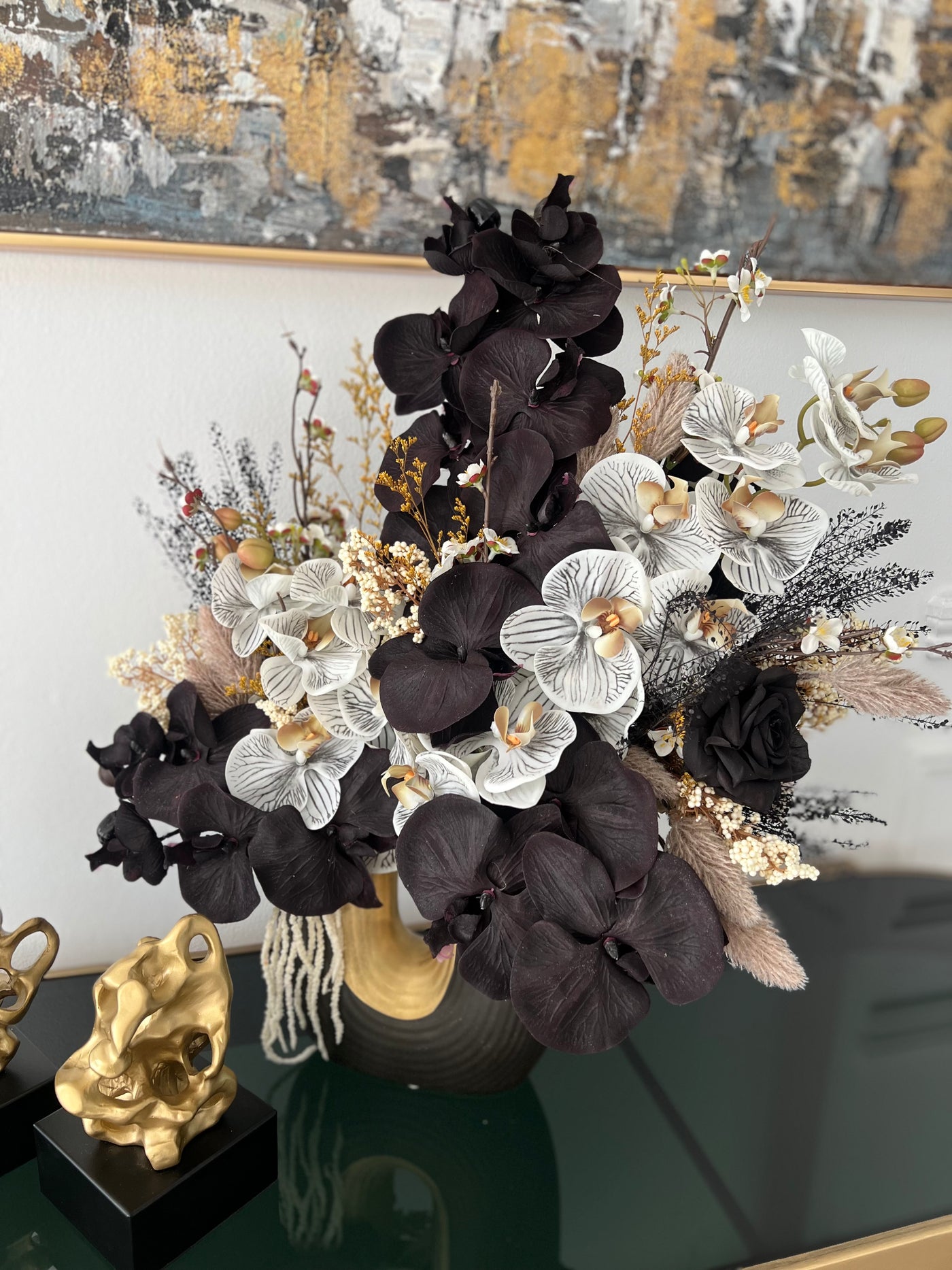 Jaliyah  floral arrangement - Luscious Homewares