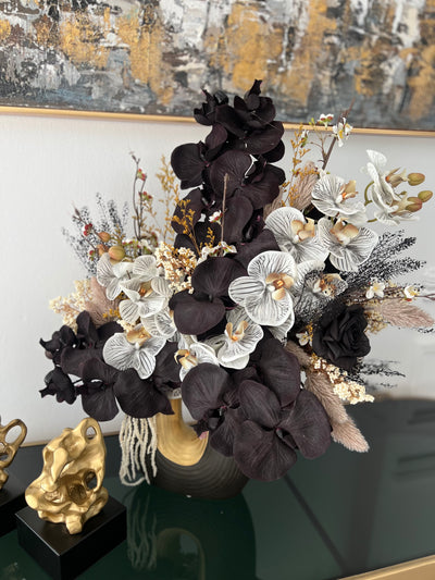 Jaliyah  floral arrangement - Luscious Homewares