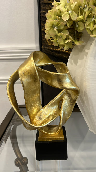 Intertwine resin gold sculpture stand - Luscious Homewares