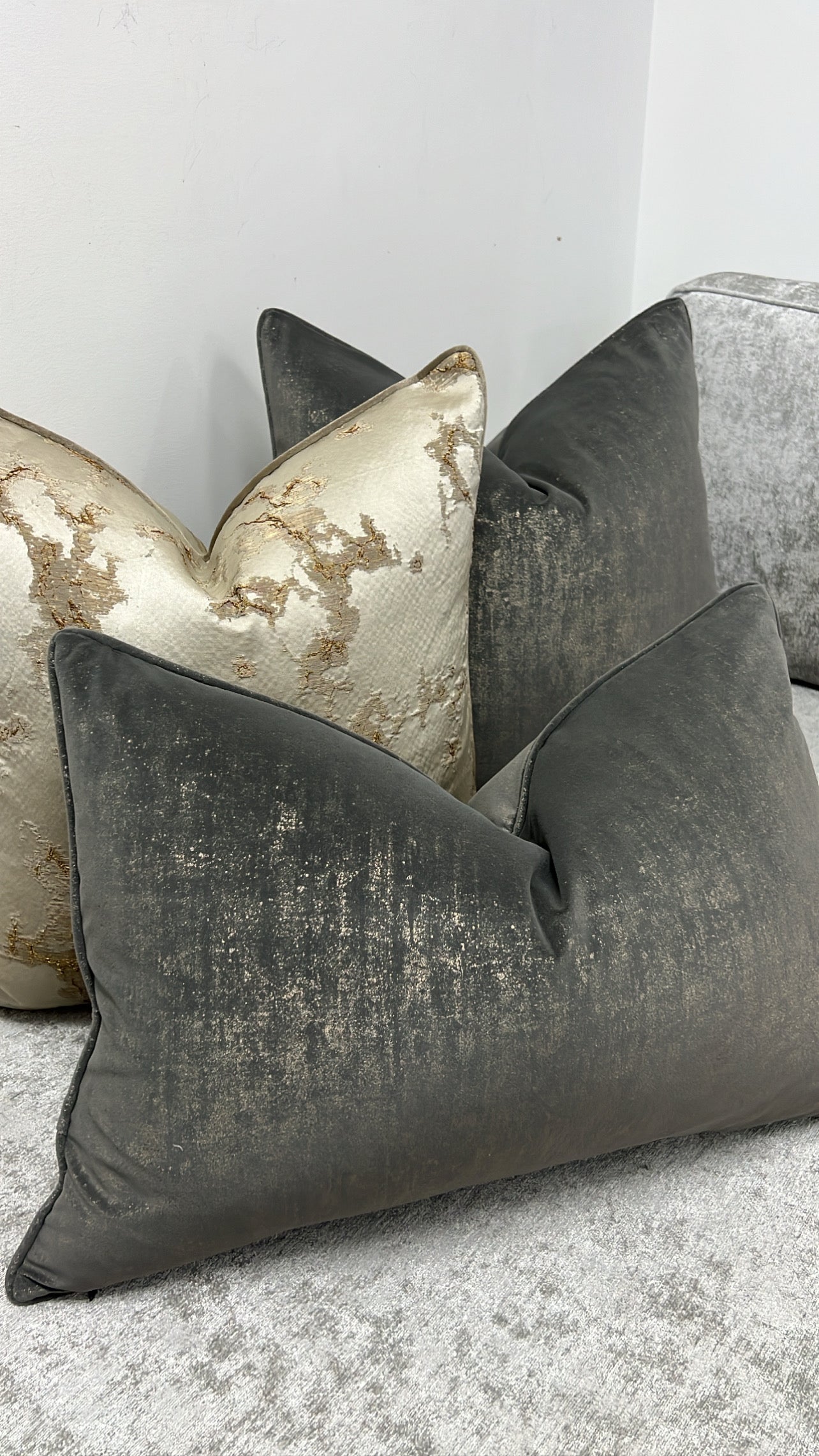 Aura cushion - Luscious Homewares