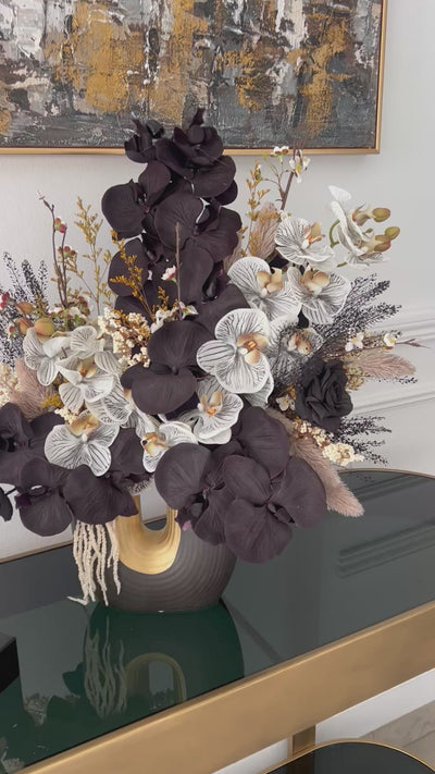 Jaliyah  floral arrangement