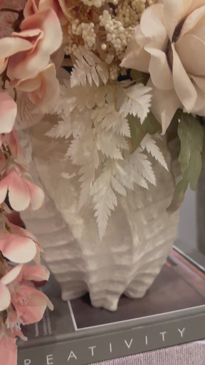 Poshy flower Arrangement