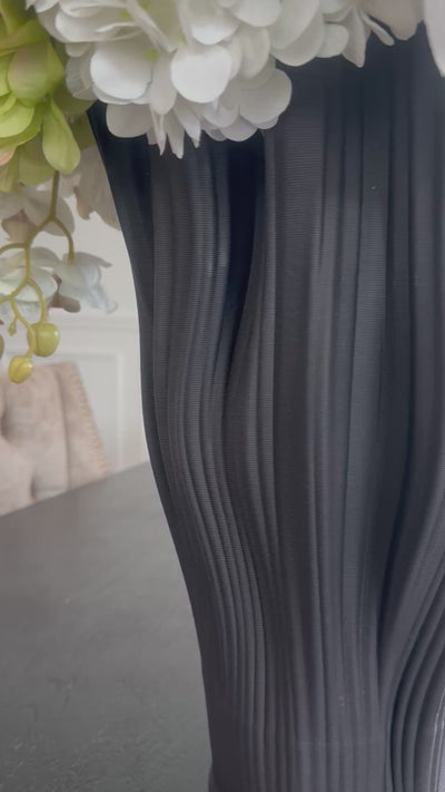 Lovat bloom flower Arrangement