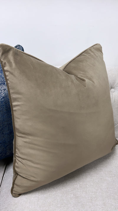 Amaya Luxe Velvet Expresso 55x55 - Luscious Homewares