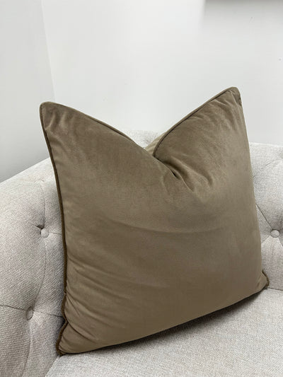 Amaya Luxe Velvet Expresso 55x55 - Luscious Homewares