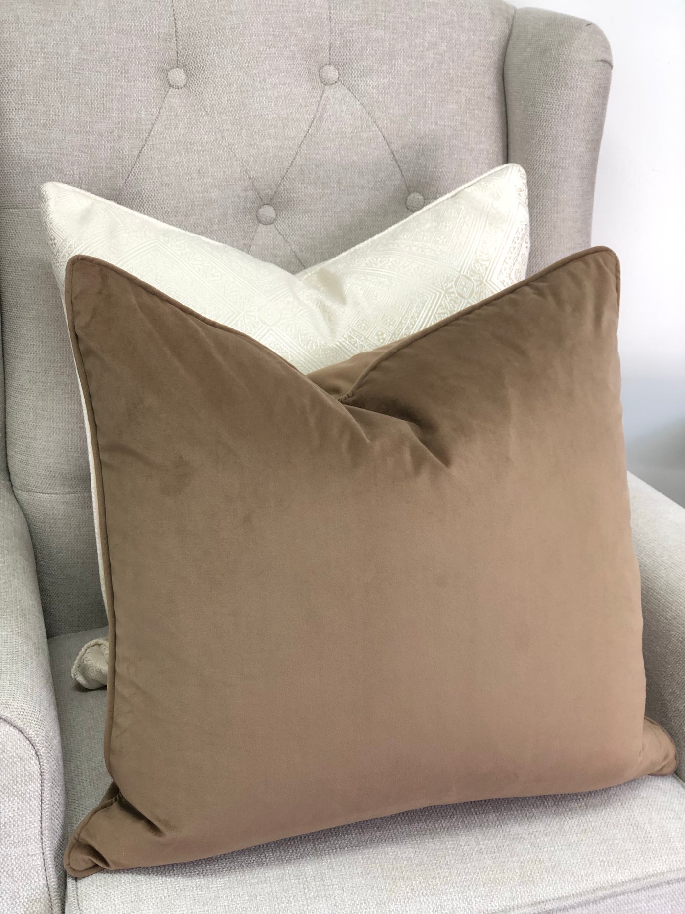 Amaya luxe velvet coffee 55x55 - Luscious Homewares